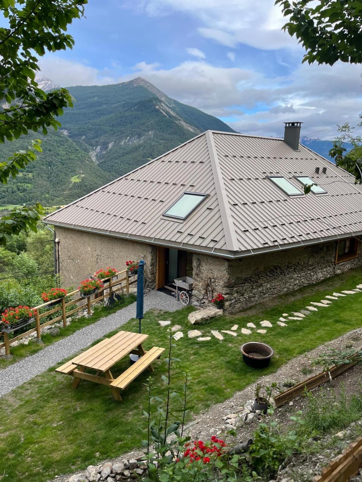 Bed and Breakfast Le Couleau Chateauroux-les-Alpes Exteriér fotografie